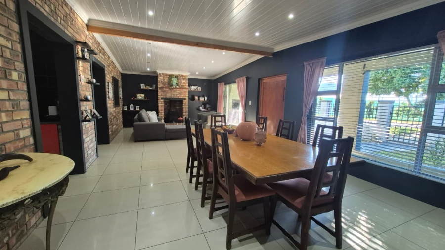 5 Bedroom Property for Sale in Rawsonville Western Cape